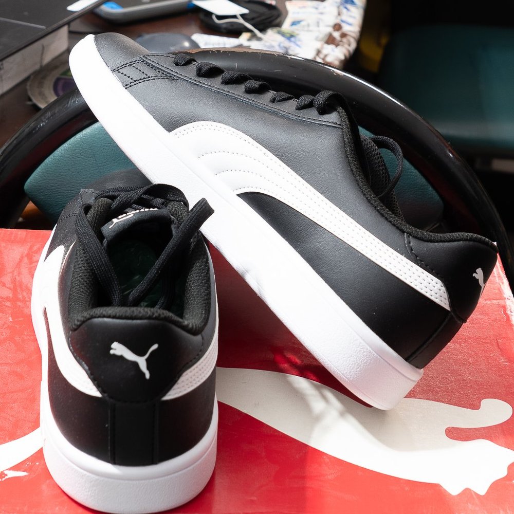 PUMA Black Smash V2 Men'sLeather Sneakers - Picture 4 of 5